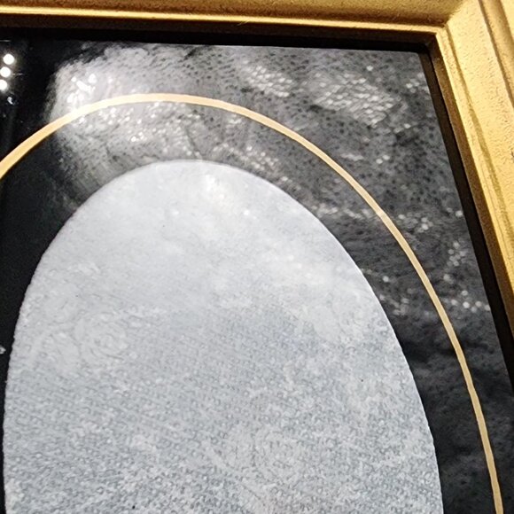 Vintage Ornate Plastic Picture Frame With Oval Reverse Painted Glass USA 3.5x4.5 - Picture 12 of 12